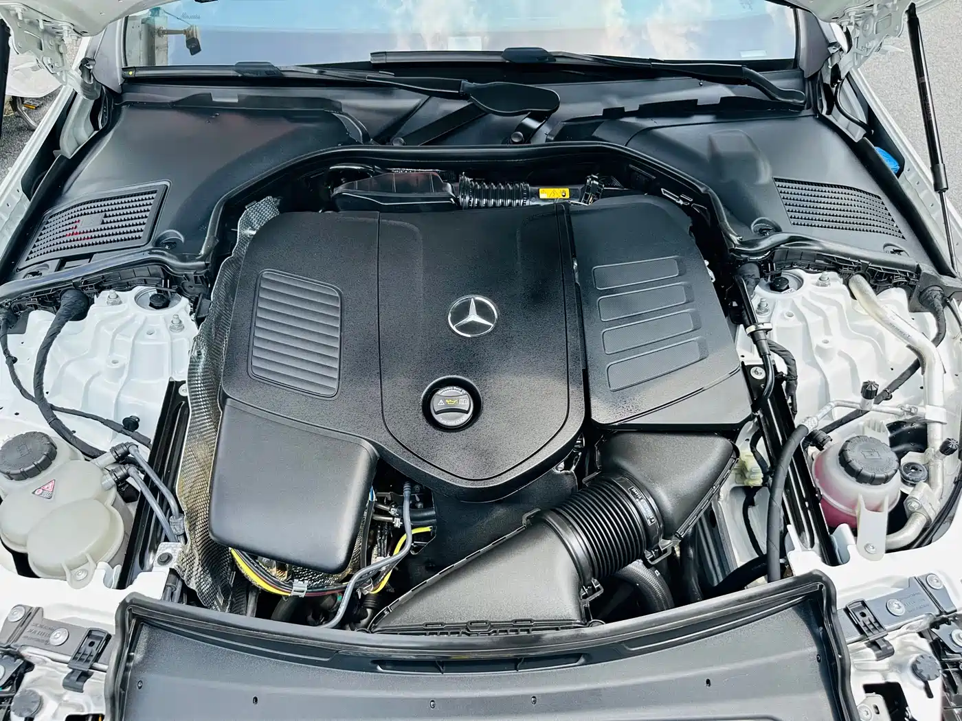 Mercedes-Benz C-Class 2024 C 260 L Sport фото 17