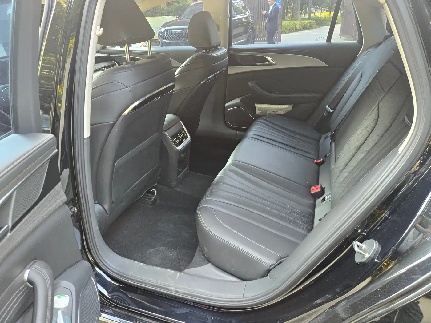 Hongqi H5 2023 1.5T DCT Smart Connect Flag Rhythm фото 6