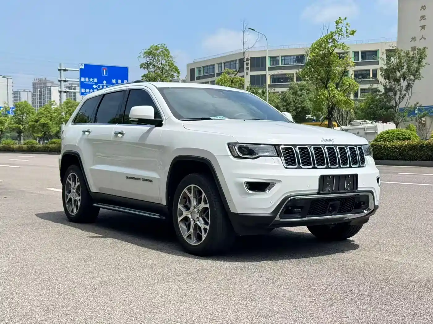 JEEP GRAND CHEROKEE (IMPORTED)
