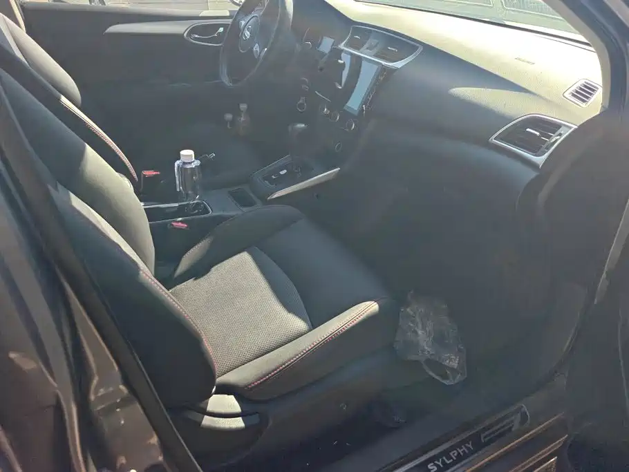 Nissan SYLPHY, миниатюра 8