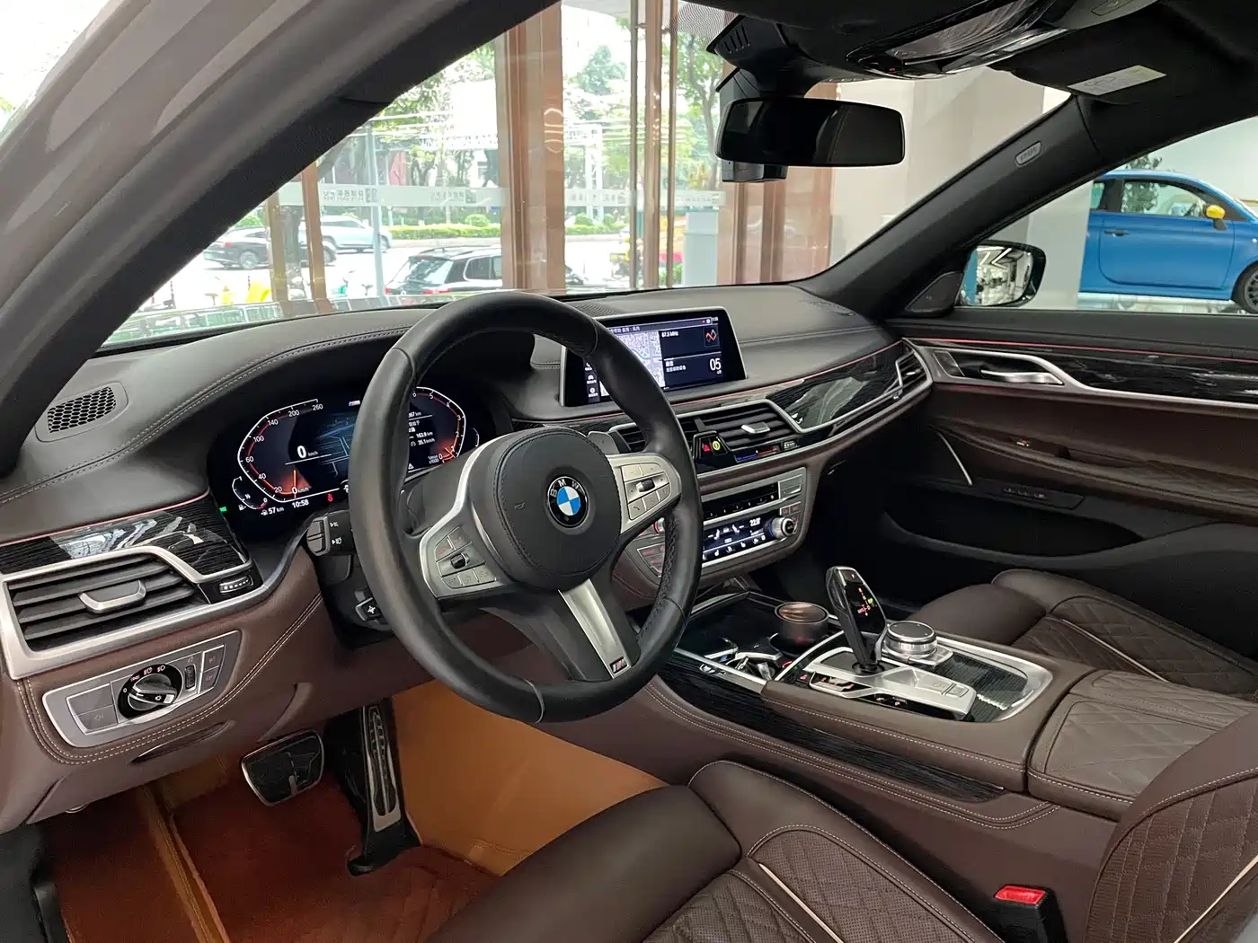 BMW 7 Series 2021 Model 740Li Leading M Sport Package фото 12