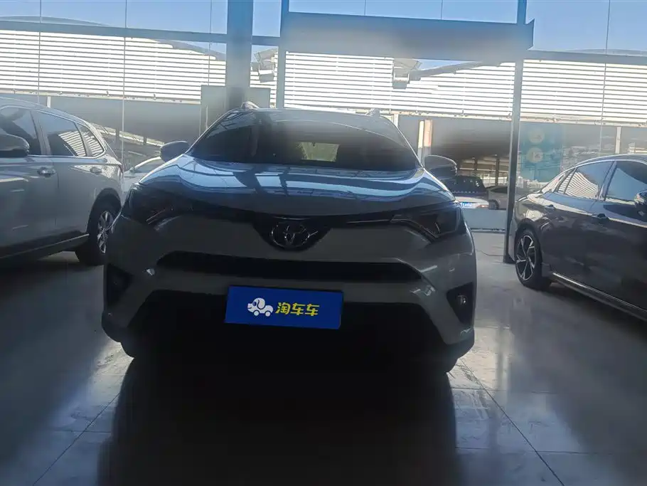 Toyota RAV4 Rongfang 2019 2.0L CVT 2WD Pioneer Version China V фото 2