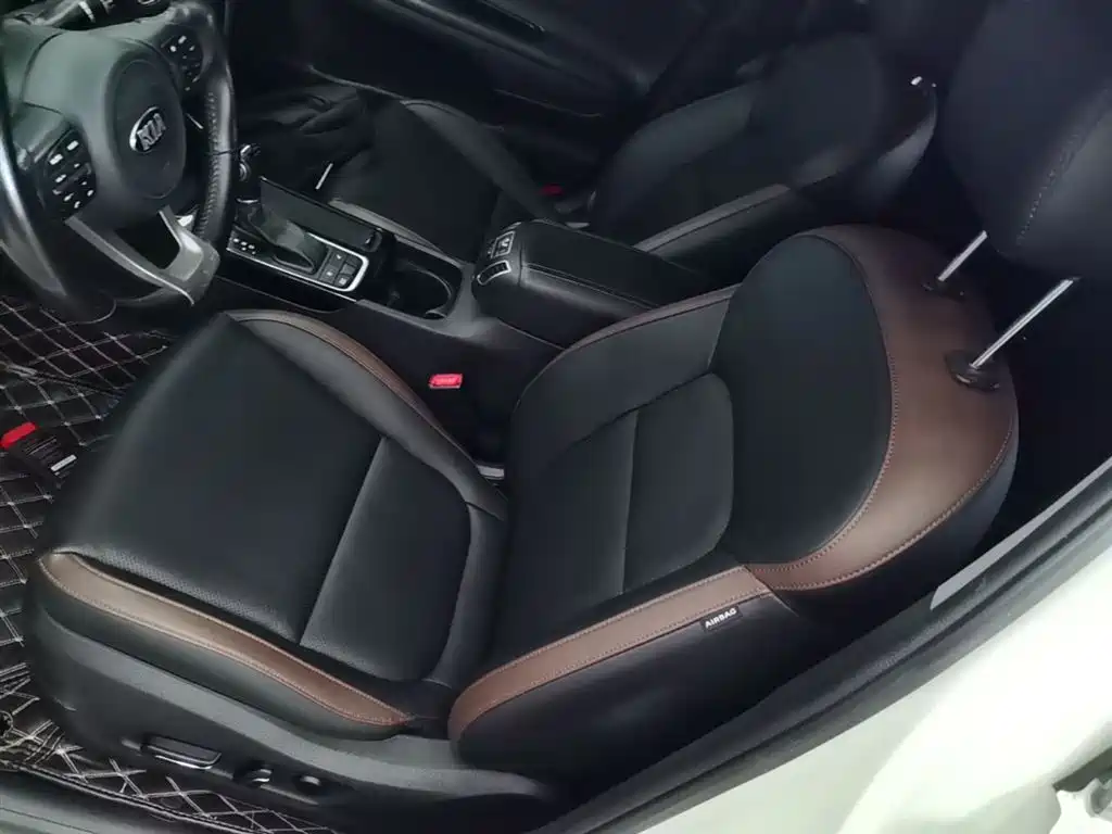 Kia Kaishen 2017 1.8L Automatic DLX фото 15