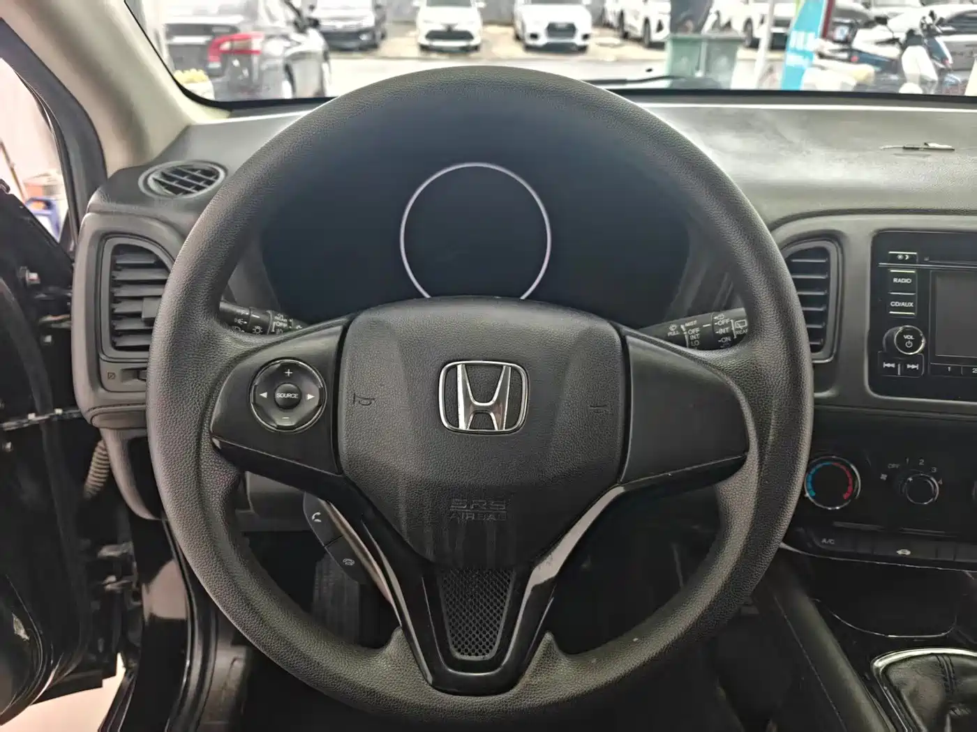 Photo 7 - Honda Vezel