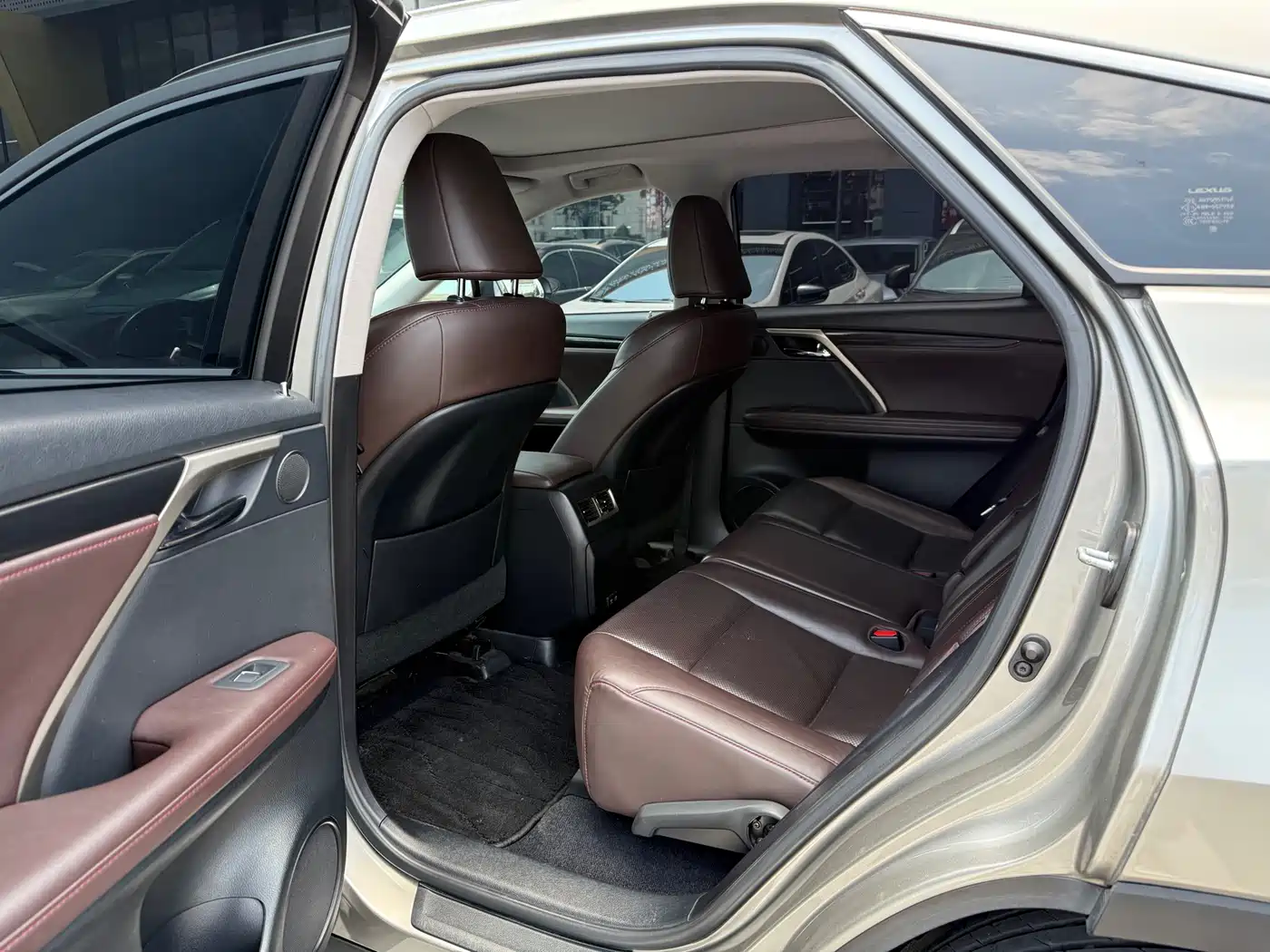 Lexus RX 2020 Facelift 300 AWD Elegance Edition фото 5