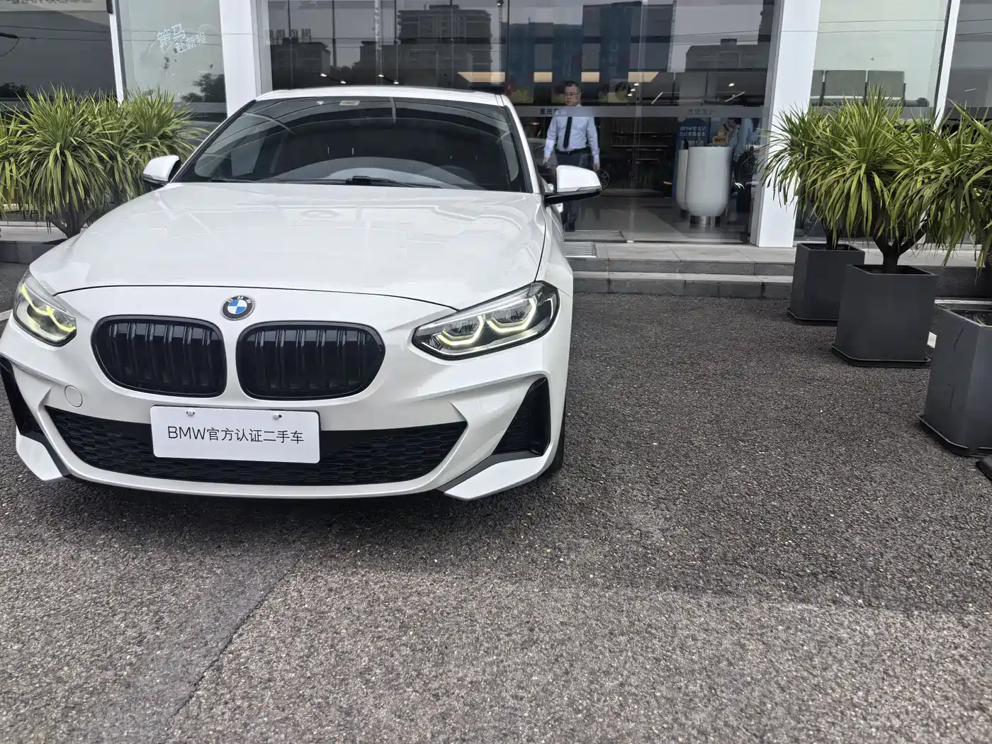 BMW 1 Series 2020 Model 120i M Sport Package фото 3