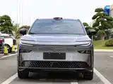Фото 2 - Toyota bZ3X