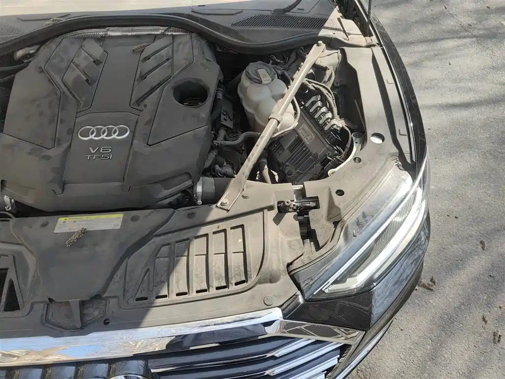 Audi A8 2019 Facelift Plus A8L 50 TFSI quattro Comfort фото 21