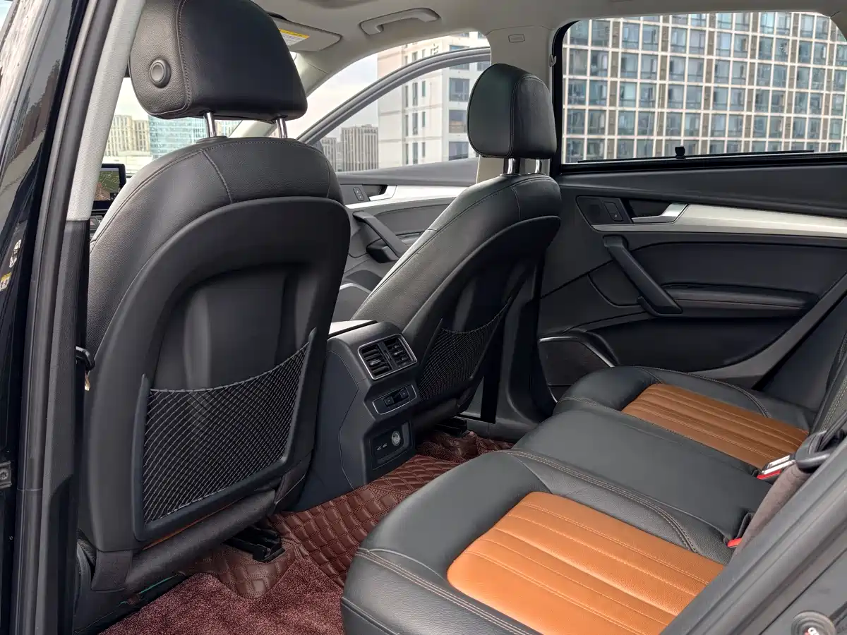 Audi Q5L 2020 40 TFSI Prestige Fashion фото 13