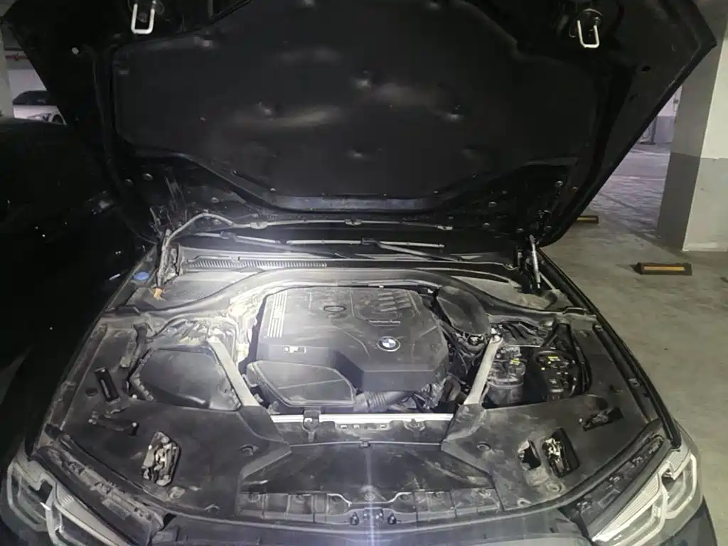 BMW 5 Series, миниатюра 3