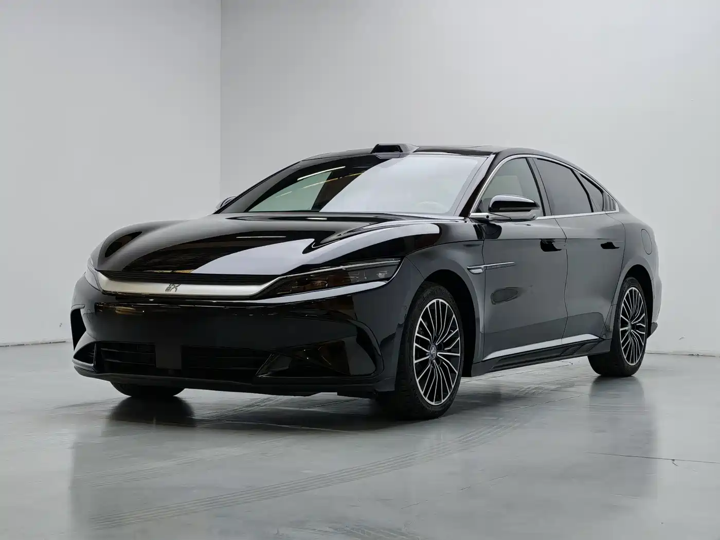 BYD Han 2025 DM-i Smart Driving Edition 125KM LiDAR Flagship