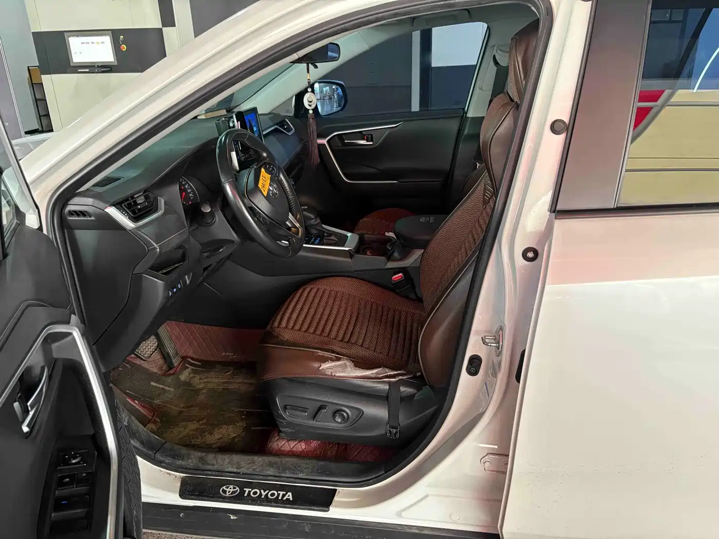 Toyota Wildlander 2021 2021 2.0L CVT 4WD Luxury Edition