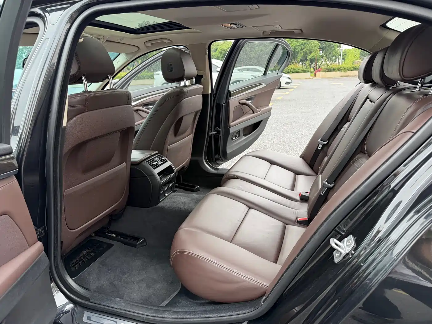 BMW 5 Series 2017 525Li Luxury Design Package фото 11