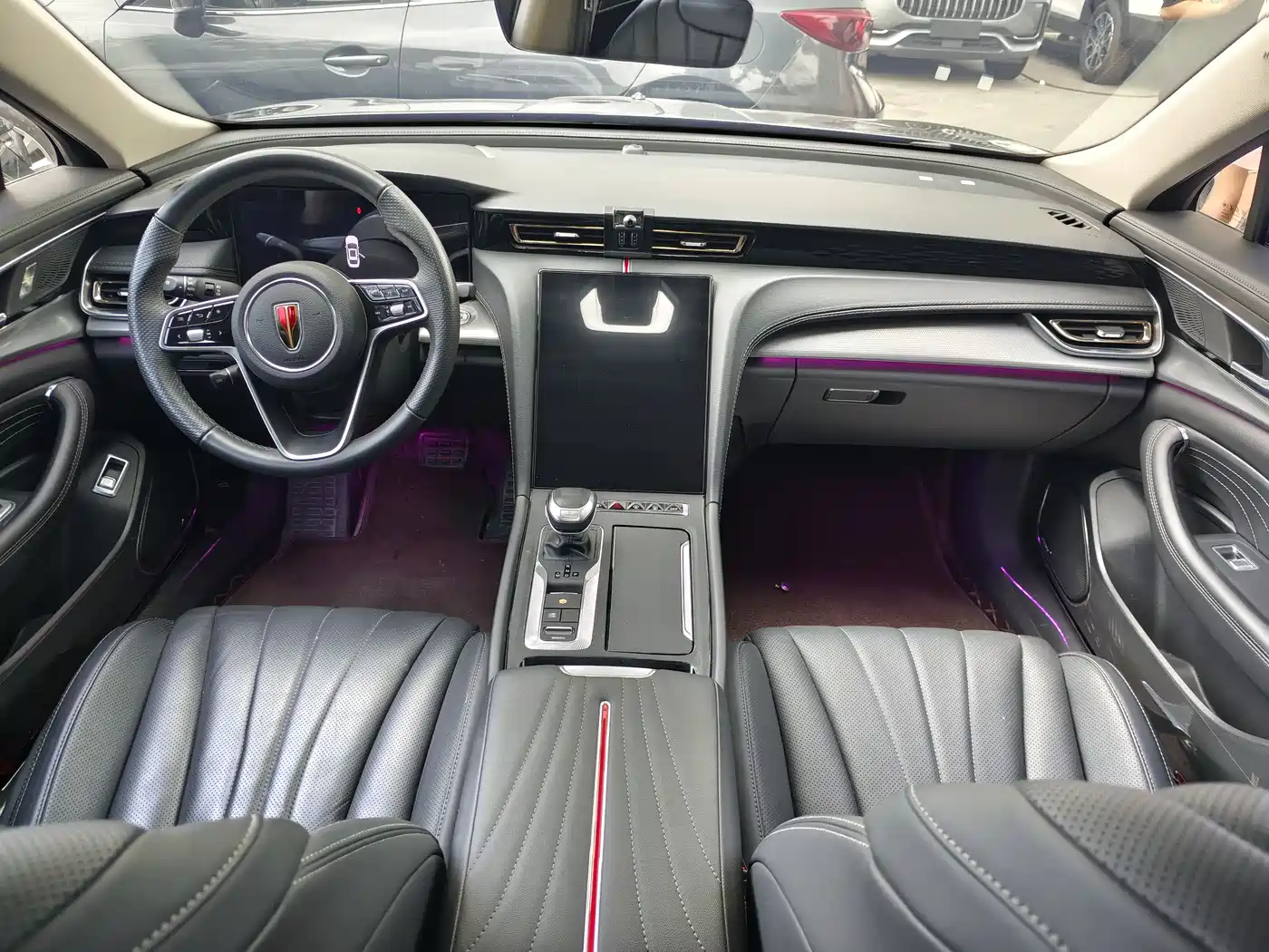 Hongqi H5 2024 2.0T Automatic Smart Connect Flag Smooth Edition фото 9