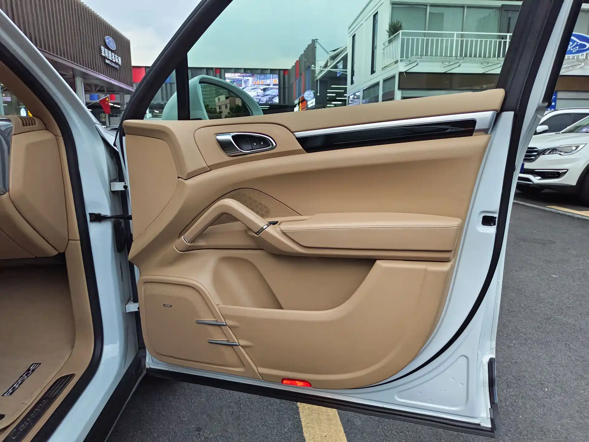 Фото 20 - Porsche Cayenne