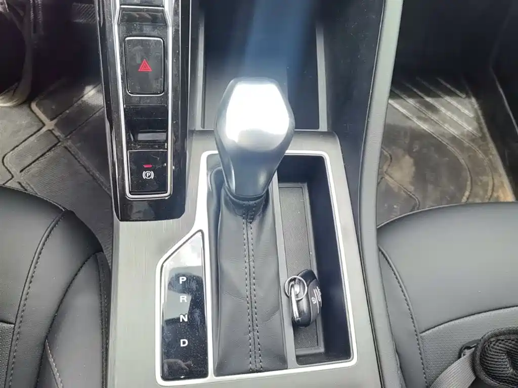 Roewe i5 2026 2026 1.5L CVT Luxury