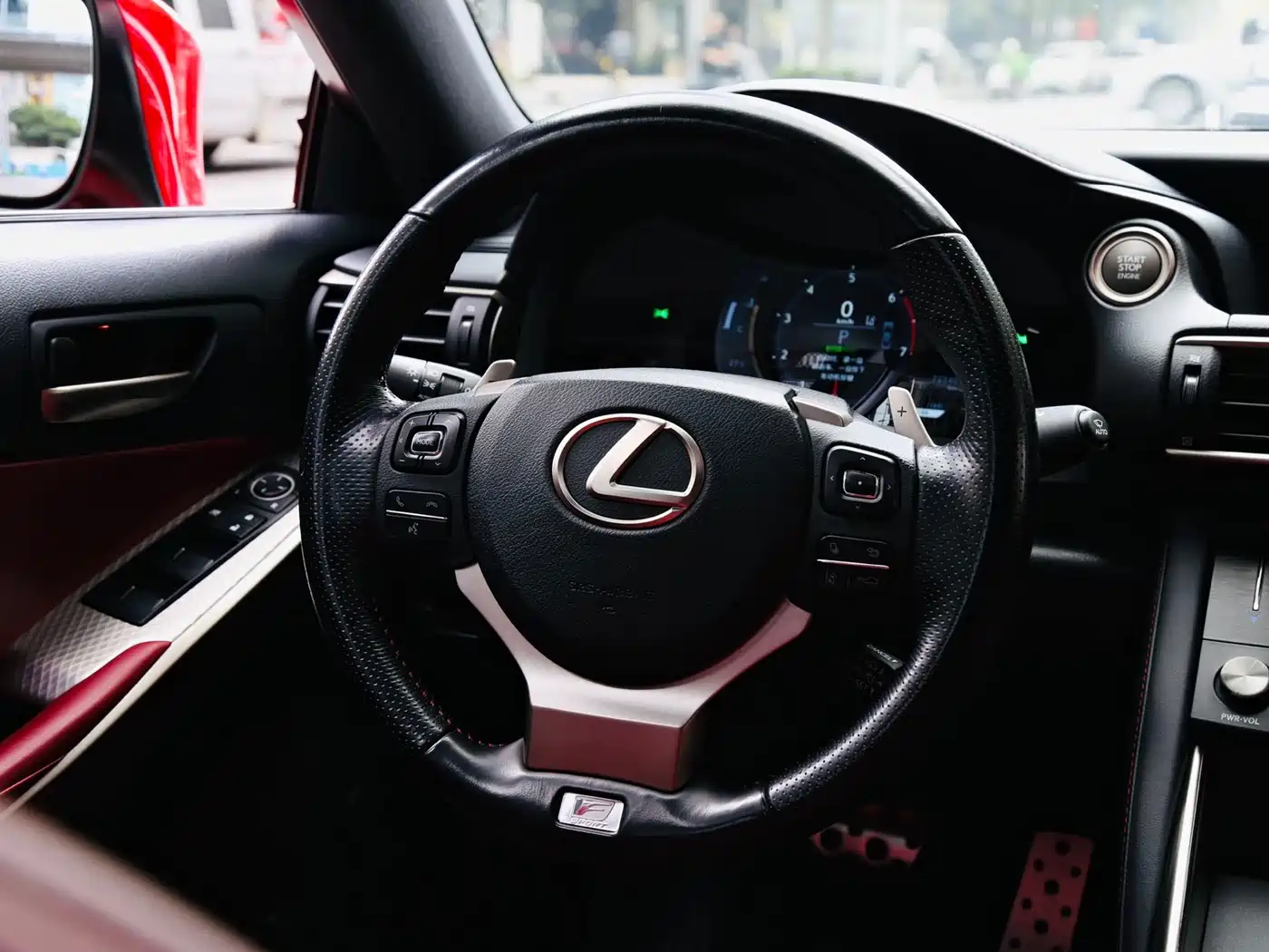 Lexus IS 2017 300 F SPORT фото 13
