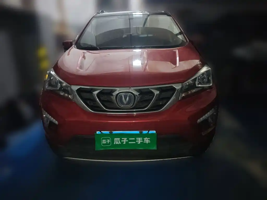 Фото 2 - Changan CS15