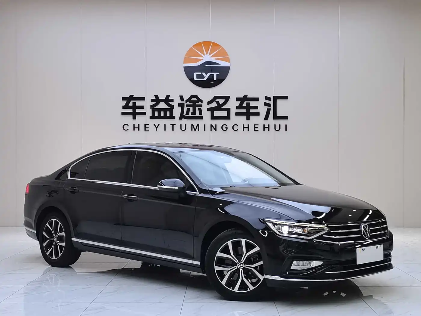 Volkswagen Magotan 2020 330TSI DSG Leading фото 3