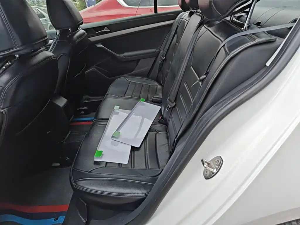 Volkswagen Lavida 2017 1.6L Automatic Trend Edition фото 17