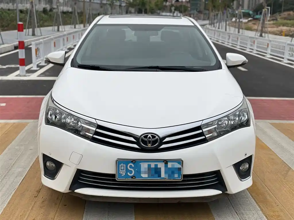 Toyota Corolla 2017 1.2T CVT GL-i фото 12