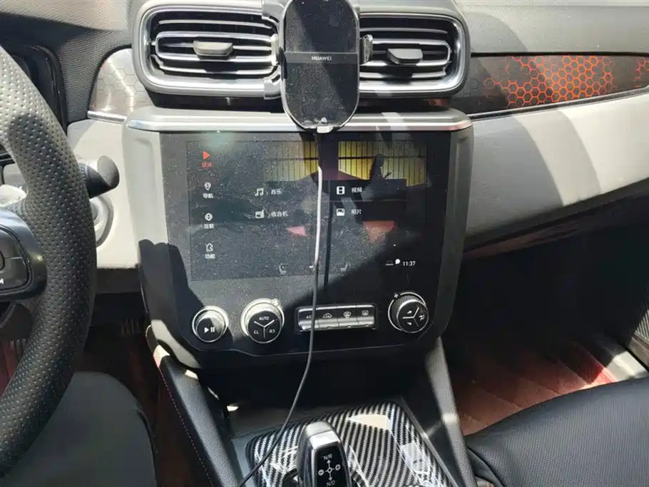 Lynk & Co 03 2019 2.0TD Auto Power Version фото 13