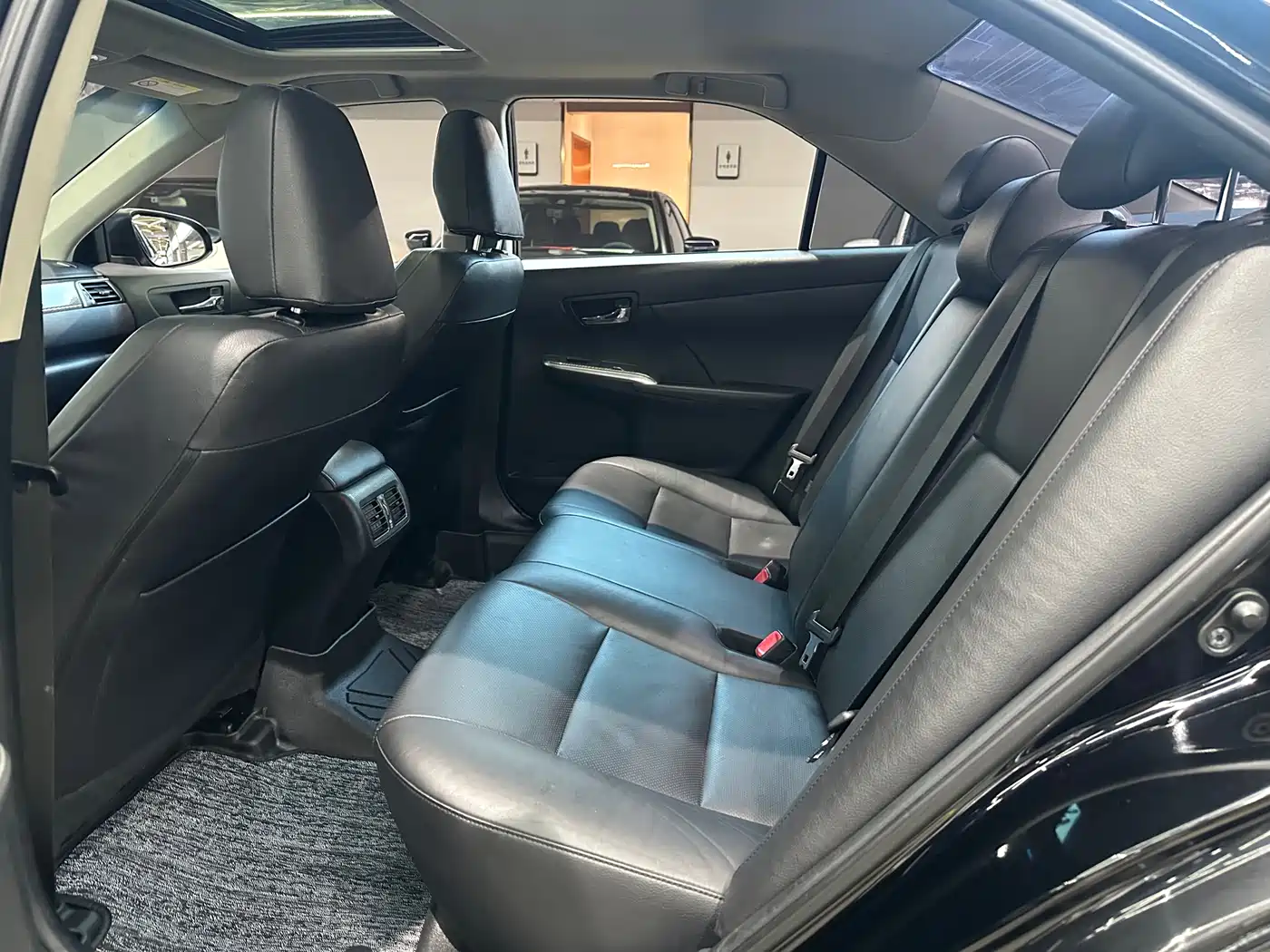 Toyota Camry 2015 Junrui 2.0S Dynamic Edition фото 13