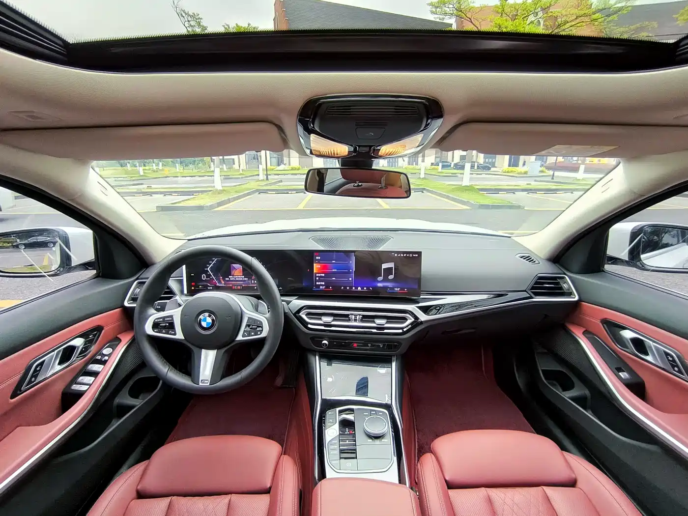 BMW 3 Series 2024 320Li M Sport Package фото 11