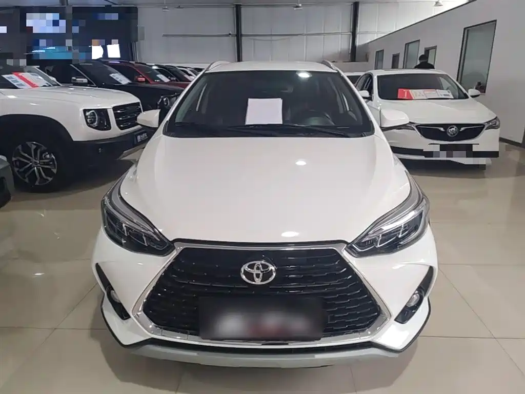 Toyota YARiS L Zhi Xuan 2022 Zhi Xuan X 1.5L CVT Luxury PLUS Edition фото 3