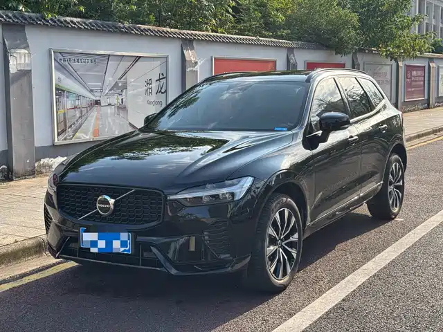  Volvo Volvo XC60 2023 B5 AWD Smart Premium Sport Edition