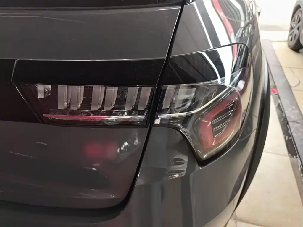 Lynk & Co 02 2018 Model 1.5T DCT 2WD Yao Pro Edition China V фото 7