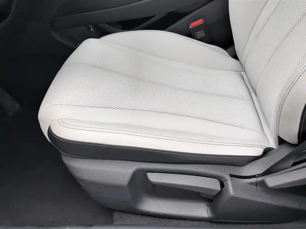 BYD Seal 06 New Energy 2024 DM-i 80KM Luxury фото 20