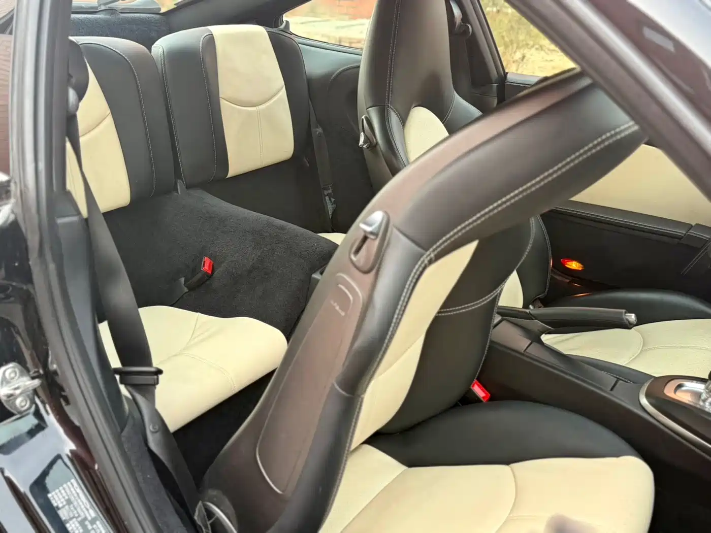 Porsche 911 2010 Turbo S 3.8T фото 16