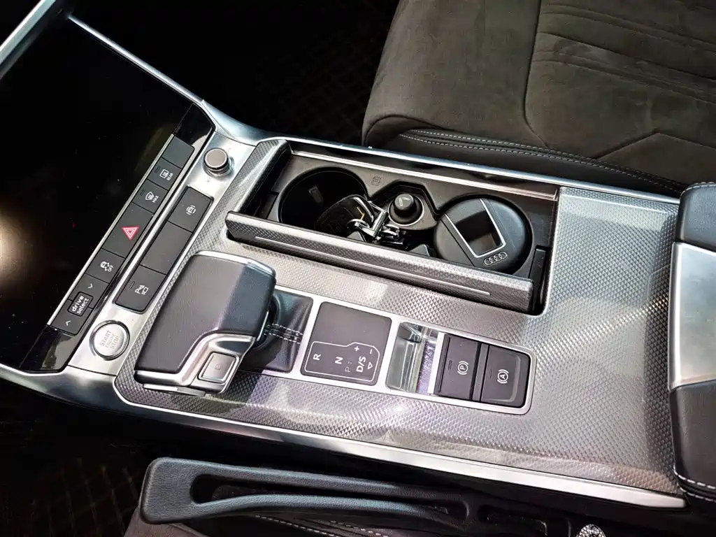 Audi A6L 2019 45 TFSI Premium Dynamic фото 16