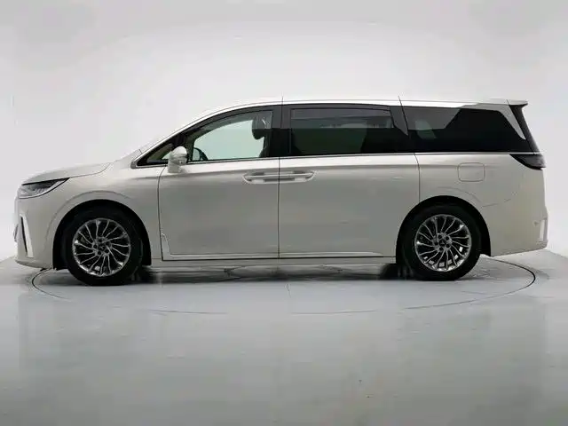 Voyah Auto Voyah Dreamer 2022 Low-carbon Dream+Smart Package фото 7