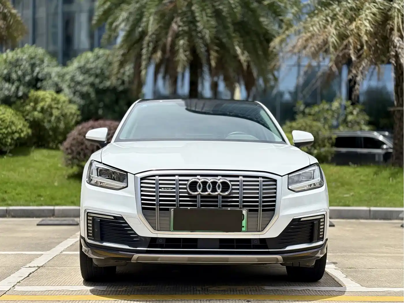 Фото 2 - Audi Q2L e-tron