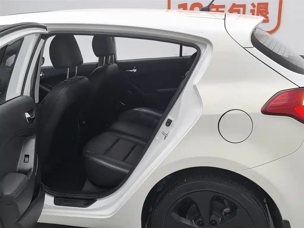 Kia K3S 2014 1.6L Automatic Premium фото 15