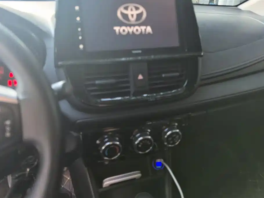 Toyota Vios FS 2021 1.5L CVT Fengchi Edition фото 13