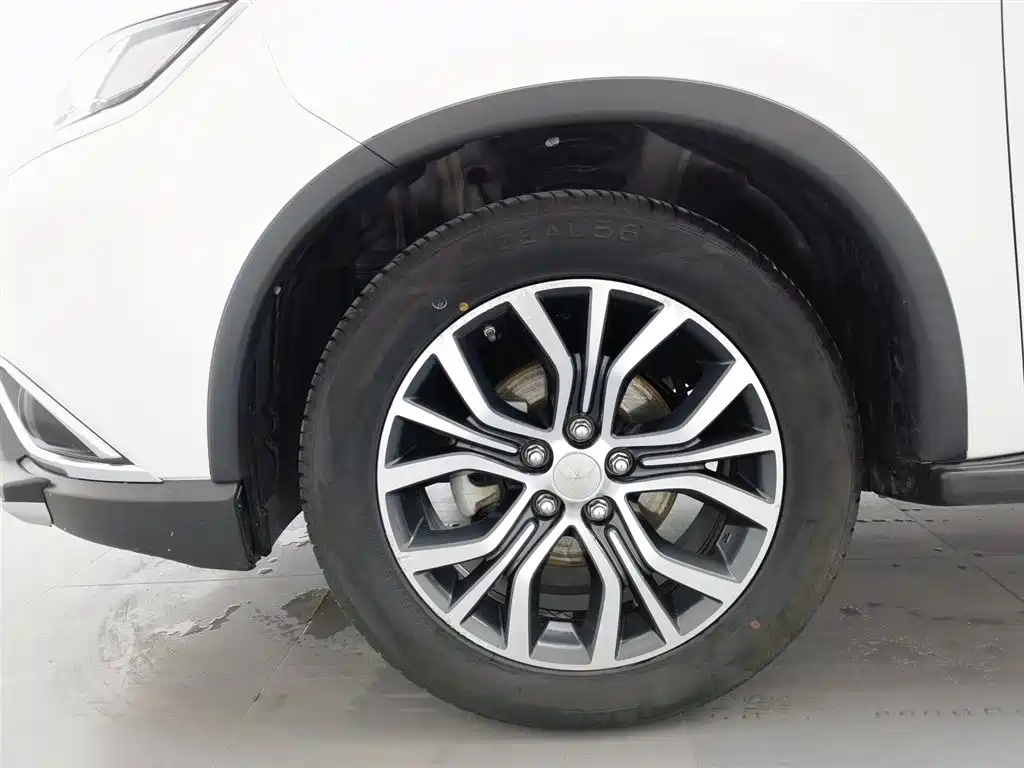 Mitsubishi Outlander 2018 2.0L 2WD Glory Edition 5-seater фото 17