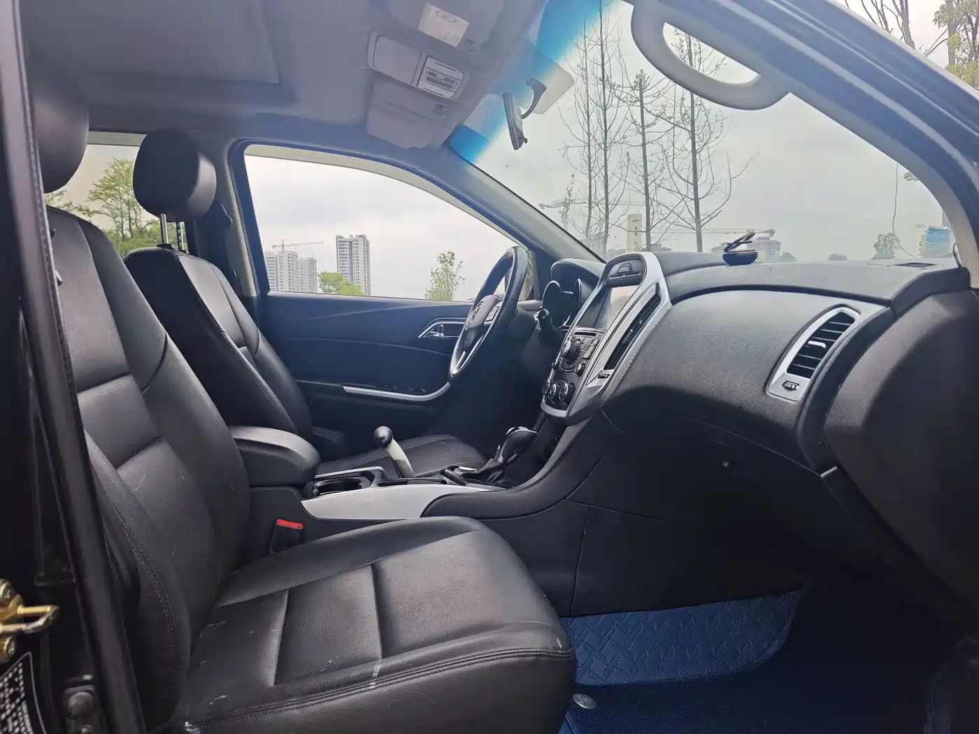 Jiangling Yusheng S350 2015 2013 2.4T Automatic 2WD Diesel Premium Luxury 5-seater