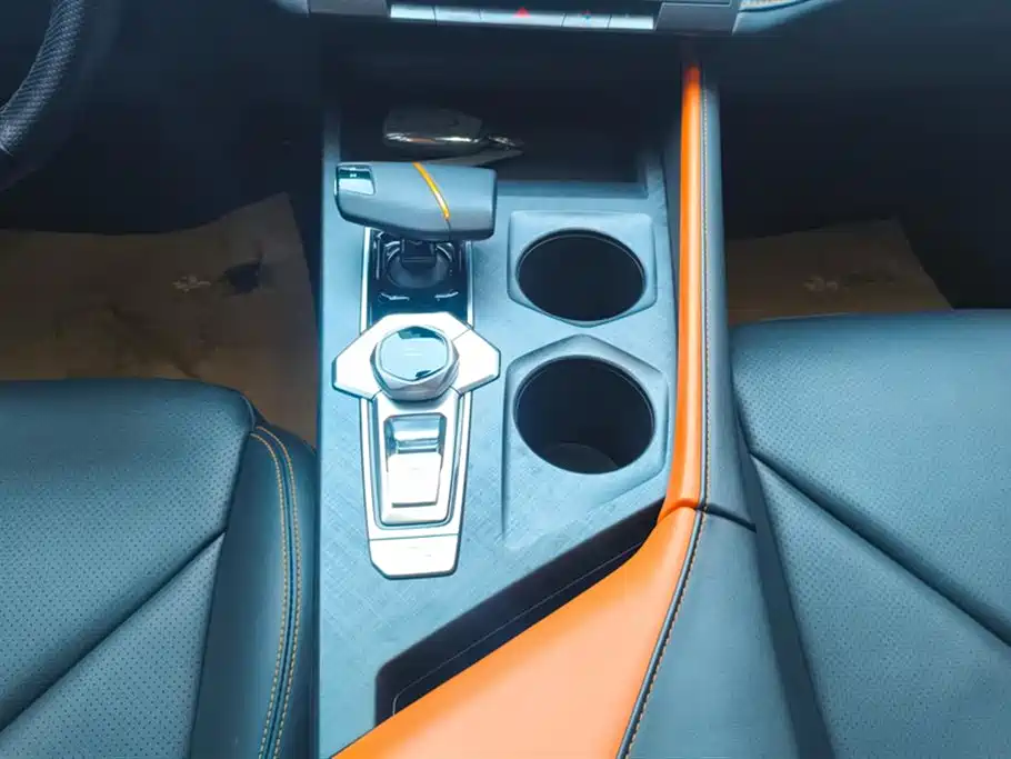 CHANGAN UNI-V
