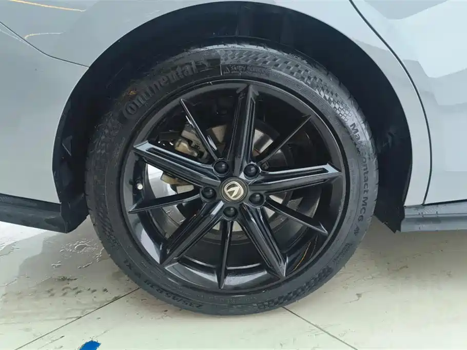 CHANGAN UNI-V
