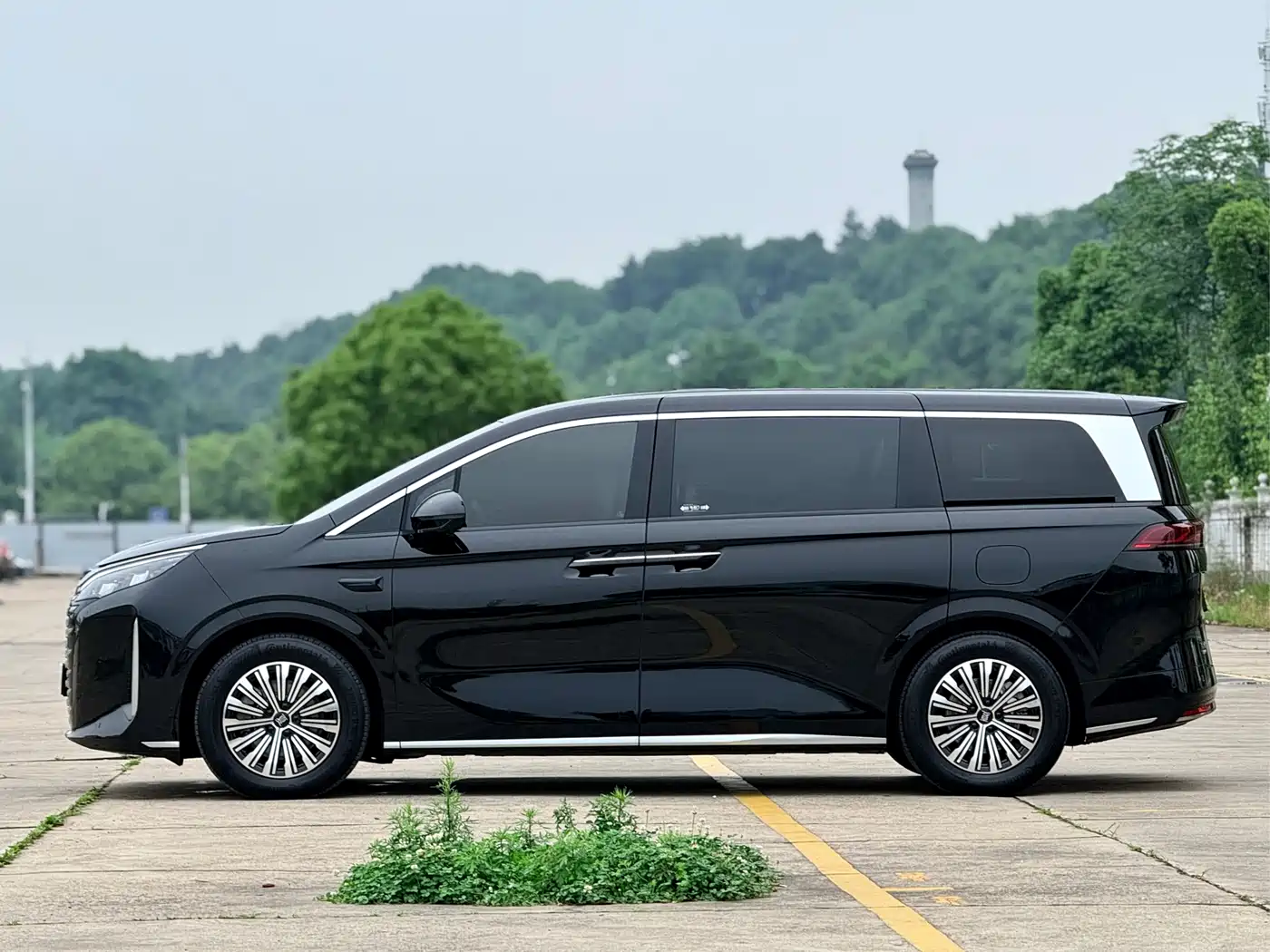BYD Xia 2025 DM-i 1.5T 180km Excellence фото 4