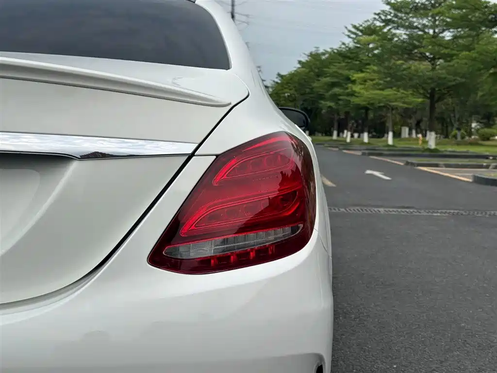 Mercedes-Benz C-Class 2018 C 200 Sport Edition фото 12