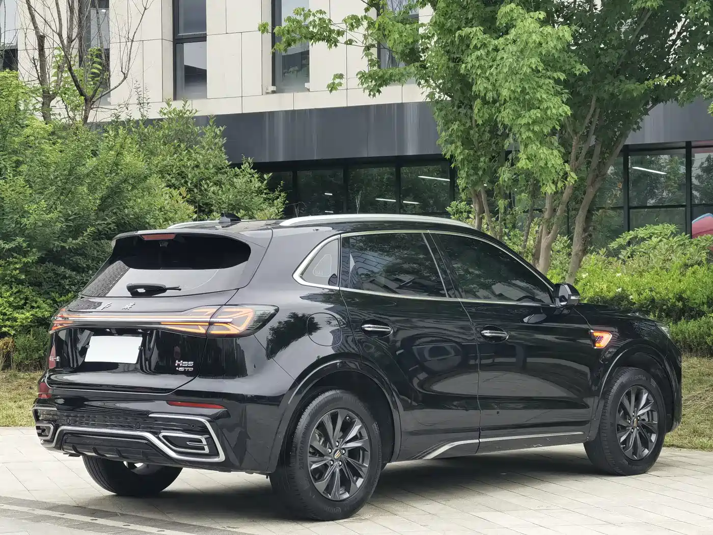 Hongqi HS5 2023 2.0T Flag Enjoy Pro Edition фото 6