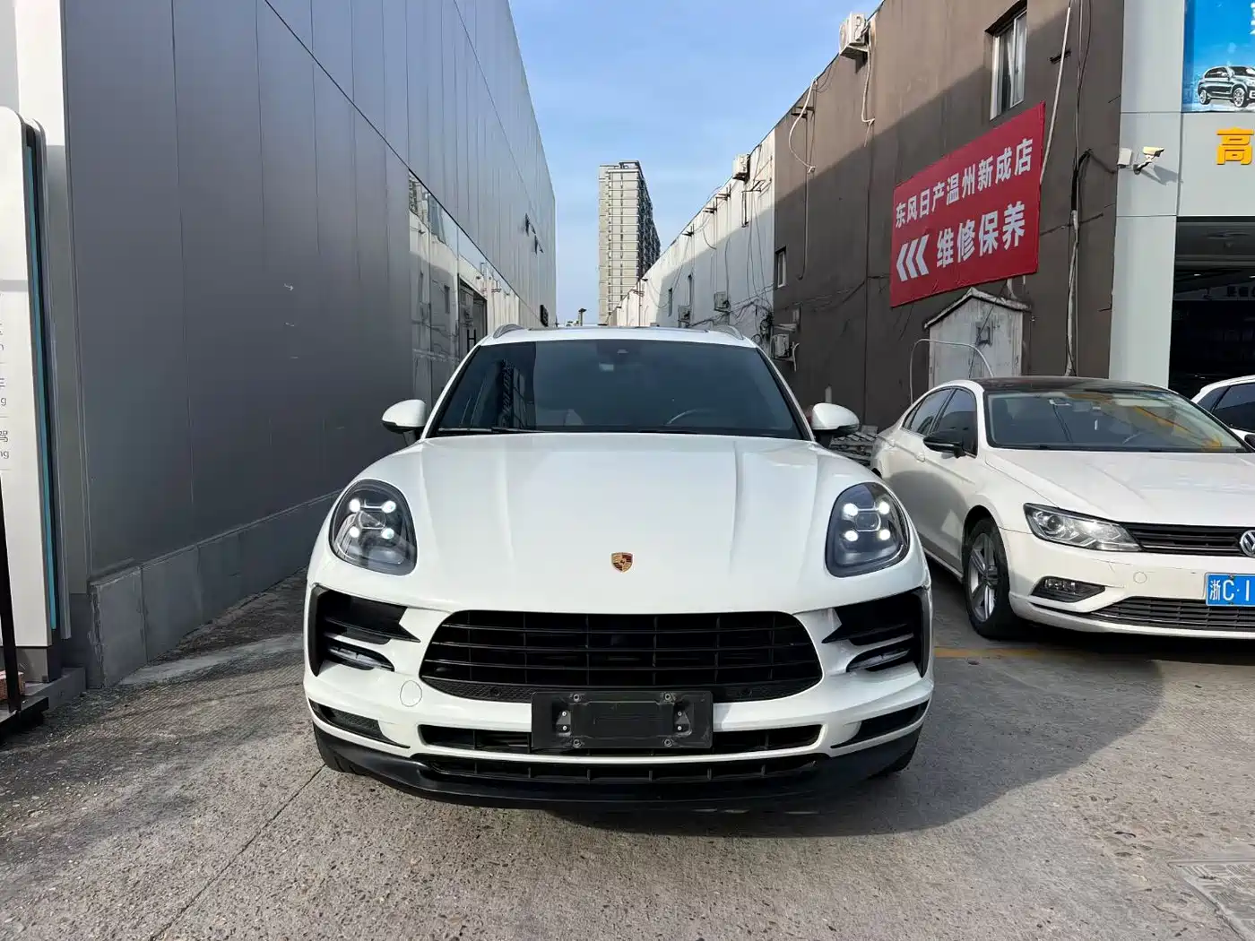 Porsche Macan 2018 Macan 2.0T фото 2