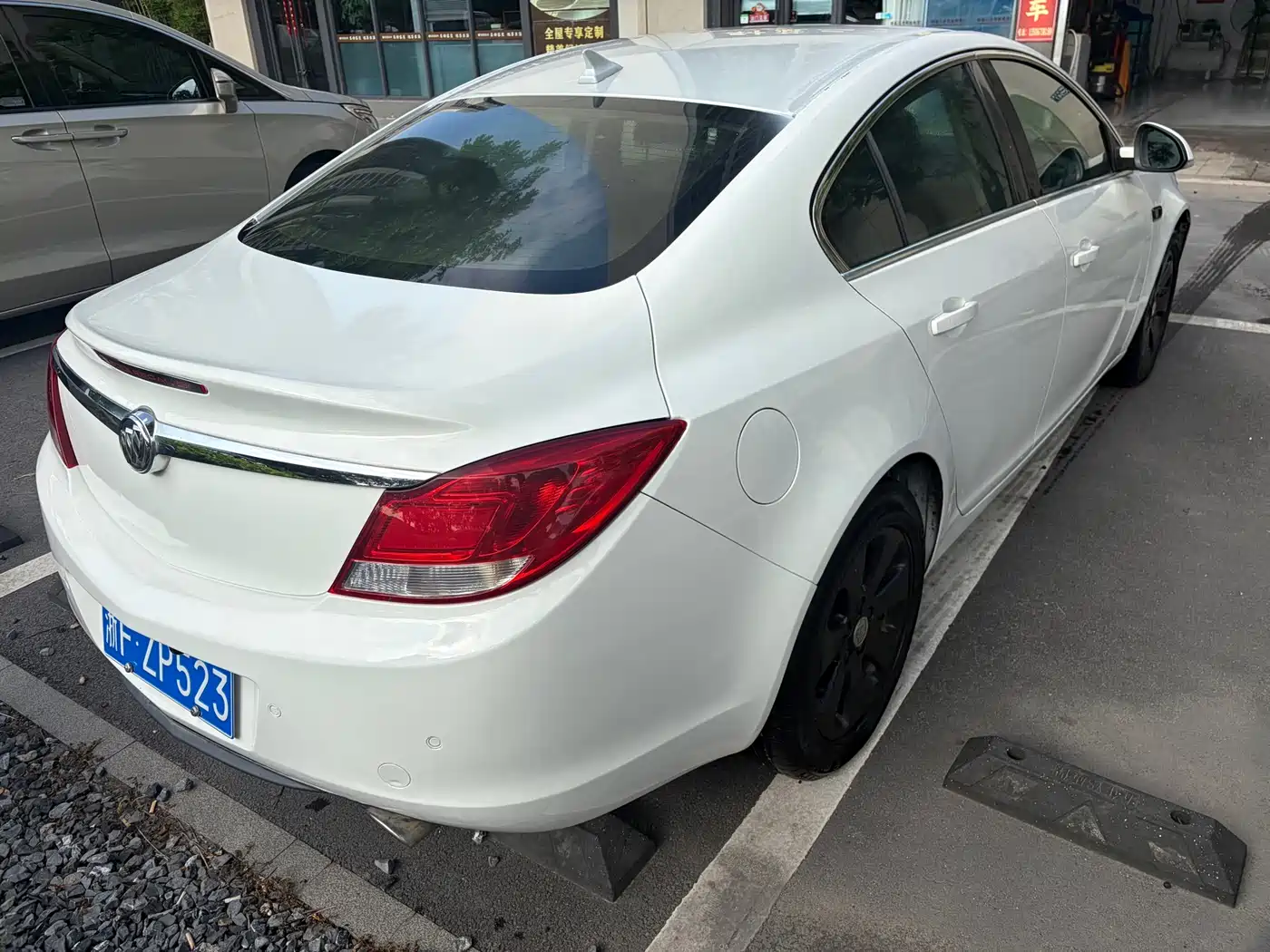 Buick Regal 2010 1.6T Elite Sport фото 7