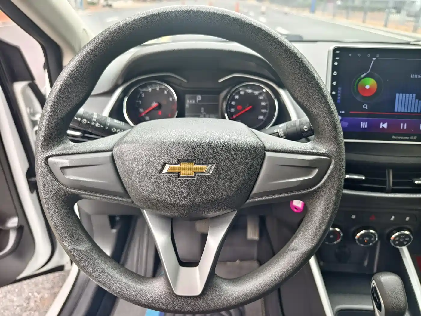 CHEVROLET KOVOZ