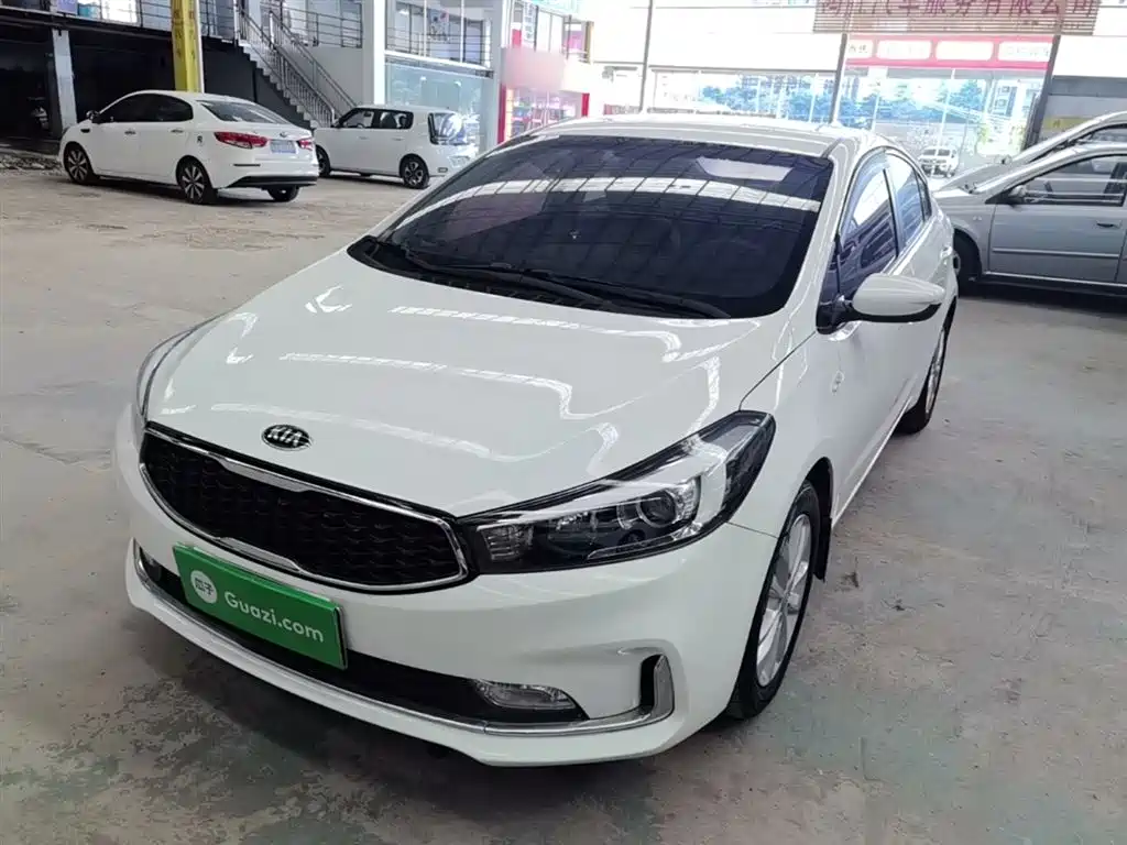 Kia K3 2017 1.6L Automatic 15th Anniversary Special GLS фото 2