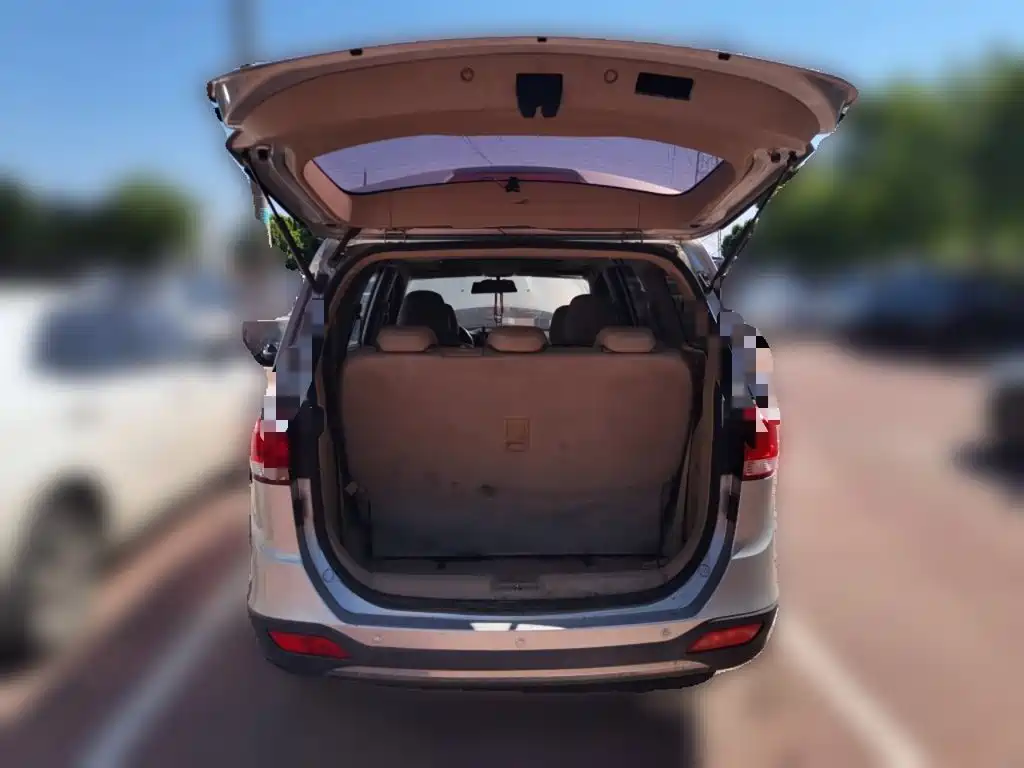 Baojun 730 2015 2014 1.5L Manual Luxury 7-seater
